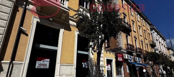 5 rooms Commercial property in Cosenza, Italy No. 41512 2
