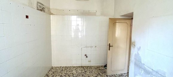 Apartamento de 6 habitaciónes en Tuscania, Italy No. 303404 13