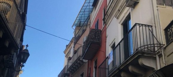 Casa de 3 divisões em Paternò, Italy N.º 259730 6