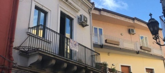 Casa de 3 divisões em Paternò, Italy N.º 259730 5