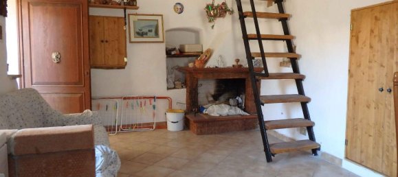 2 rooms Apartment in Ortona dei Marsi, Italy No. 146322 2