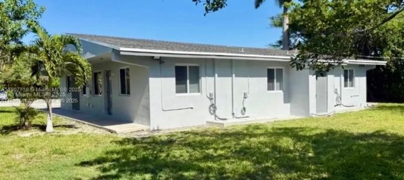 1 Schlafzimmer Villa in Miami, USA, Nr. 614181 2