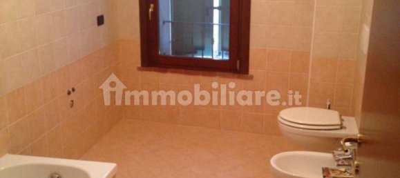 Casa de 4 dormitorios en Sabbioneta, Italy No. 83200 20