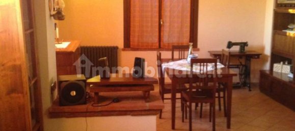 Casa de 4 dormitorios en Sabbioneta, Italy No. 83200 3