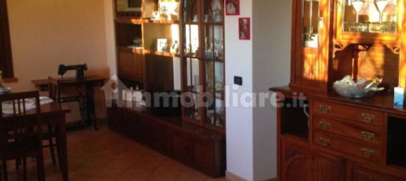 Casa de 4 dormitorios en Sabbioneta, Italy No. 83200 4