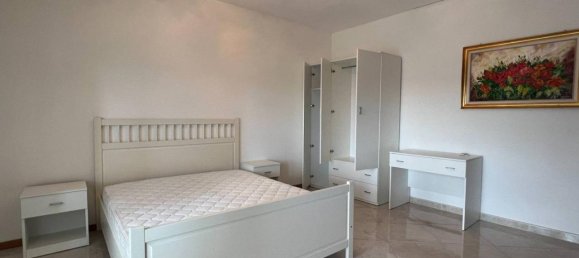 4 rooms Apartment in Messina, Italy No. 83128 14
