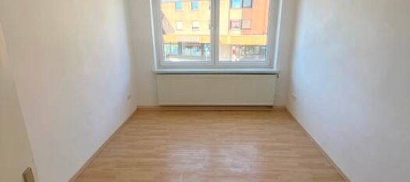 10-Zimmer Gebäude in Selb, Germany, Nr. 269859 3