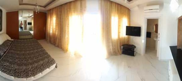 6 Schlafzimmer Haus in Germasogeia, Cyprus, Nr. 13659 5