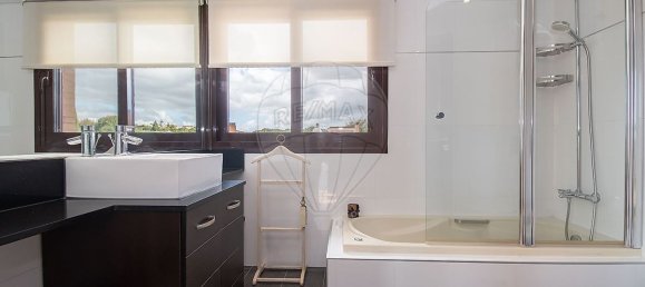 5 bedrooms House in Quarteira, Portugal No. 157995 4