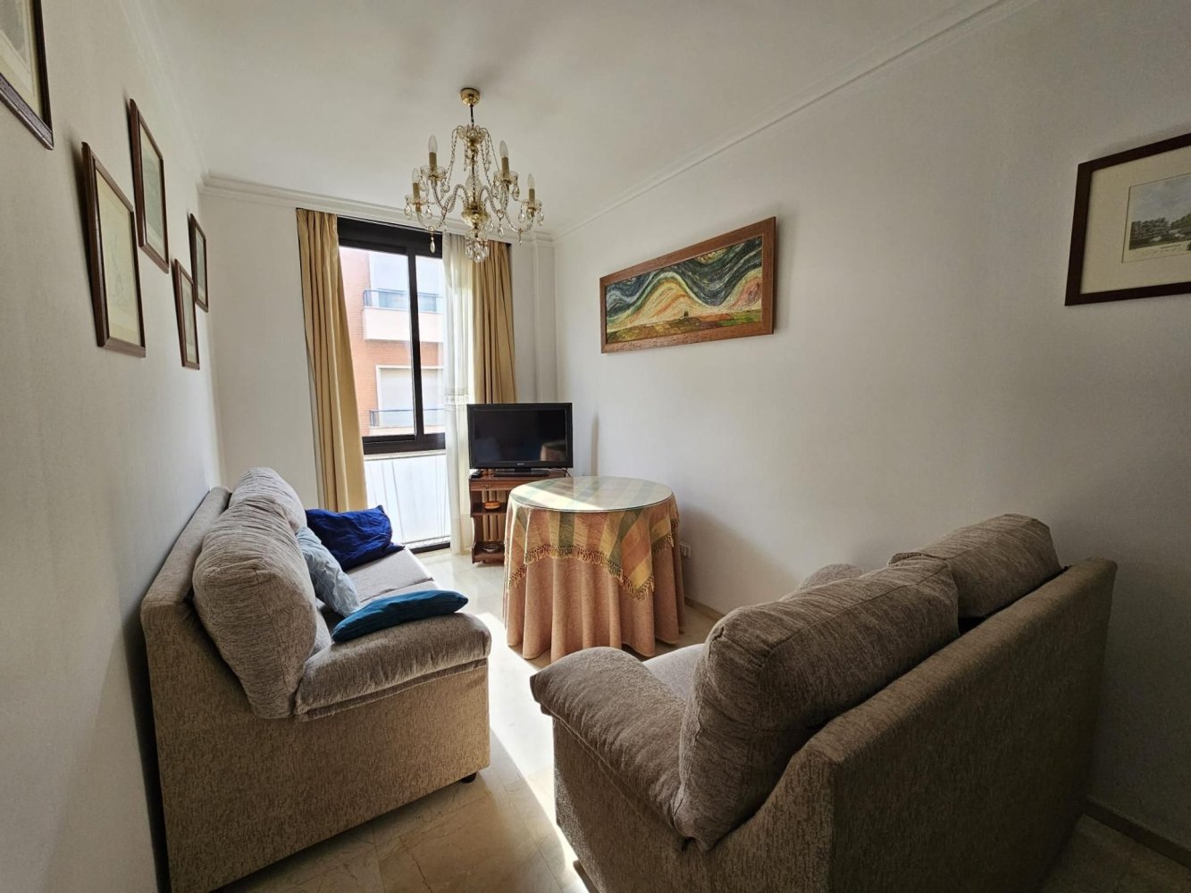 Apartamento de 3 dormitorios en Córdoba, Spain No. 85070