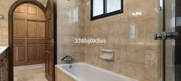 Villa T4 em Malaga, Spain N.º 151215 21