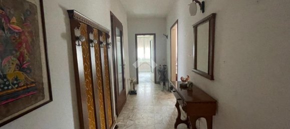 5 rooms House in Gozzano, Italy No. 123918 25