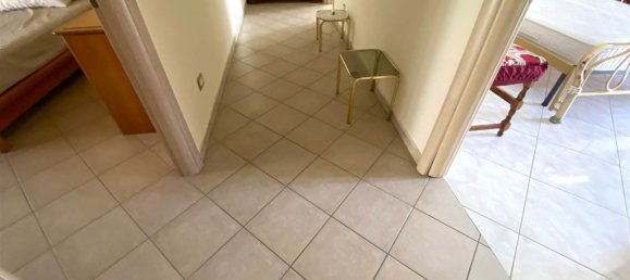 Квартира с 4 комнатами в Катандзаро, Италия № 115911 5