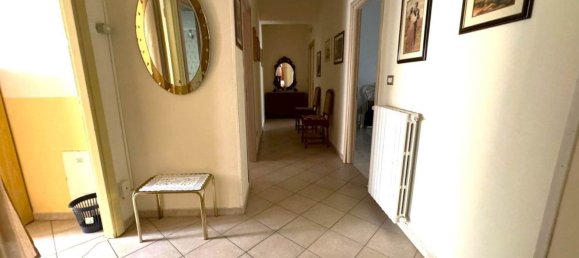 Квартира с 4 комнатами в Катандзаро, Италия № 115911 21