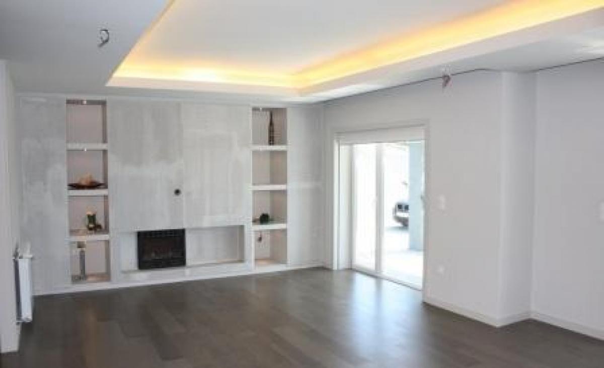 6 bedrooms House in Vila Nova de Gaia, Portugal No. 2543