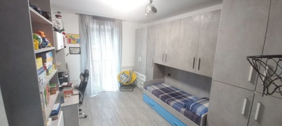 3 rooms Apartment in Pioltello, Italy No. 330381 14