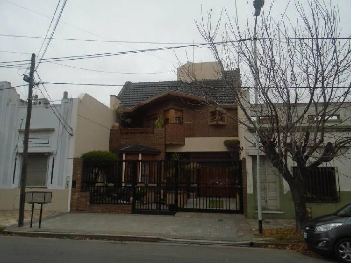 3 Schlafzimmer Haus in Avellaneda, Argentina, Nr. 17254