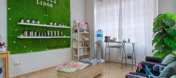 72m² Commercial property in Torrevieja, Spain No. 184644 18