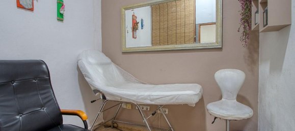 72m² Commercial property in Torrevieja, Spain No. 184644 14