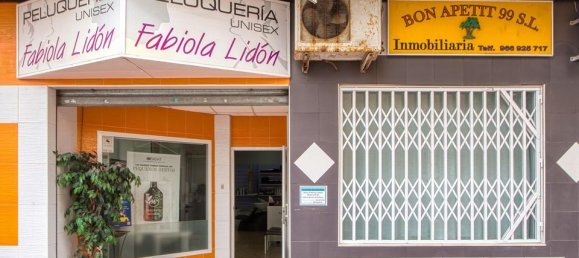 72m² Commercial property in Torrevieja, Spain No. 184644 24