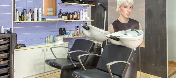 72m² Commercial property in Torrevieja, Spain No. 184644 8