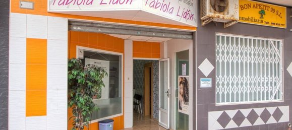 72m² Commercial property in Torrevieja, Spain No. 184644 25