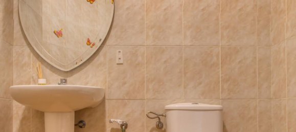 72m² Commercial property in Torrevieja, Spain No. 184644 12