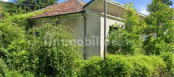 3 bedrooms House in Menconico, Italy No. 272610 4