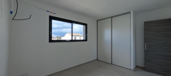 3 bedrooms House in Vias, France No. 286549 12