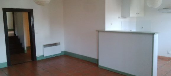  Building in Limoux, France No. 282916 2