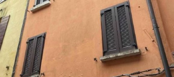 2 rooms Apartment in Ferrara, Italy No. 25124 4