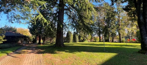 5 rooms Building in Udine, Italy No. 333021 2