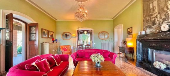 5 rooms Building in Udine, Italy No. 333021 7