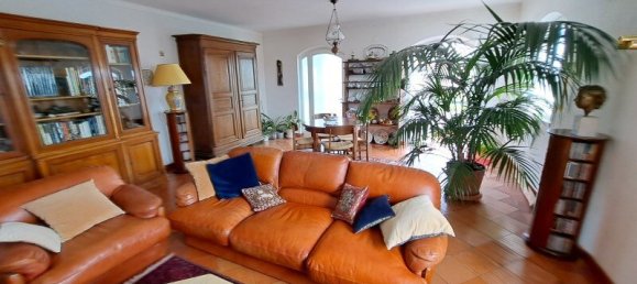 5 bedrooms Villa in Sesimbra, Portugal No. 136276 16