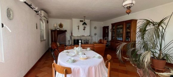 5 bedrooms Villa in Sesimbra, Portugal No. 136276 19