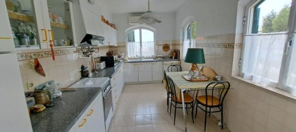 5 bedrooms Villa in Sesimbra, Portugal No. 136276 11