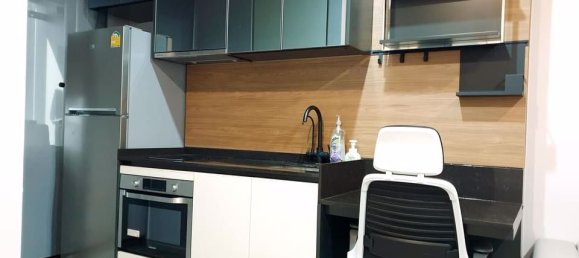 1 bedroom Condo in Sathon, Thailand No. 4609 2