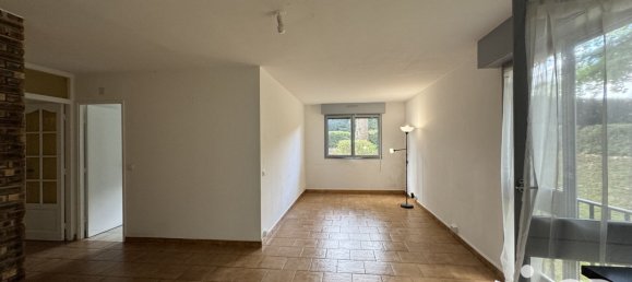 3 Schlafzimmer Wohnung in Grigny, France, Nr. 318185 3