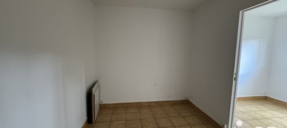 3 Schlafzimmer Wohnung in Grigny, France, Nr. 318185 12