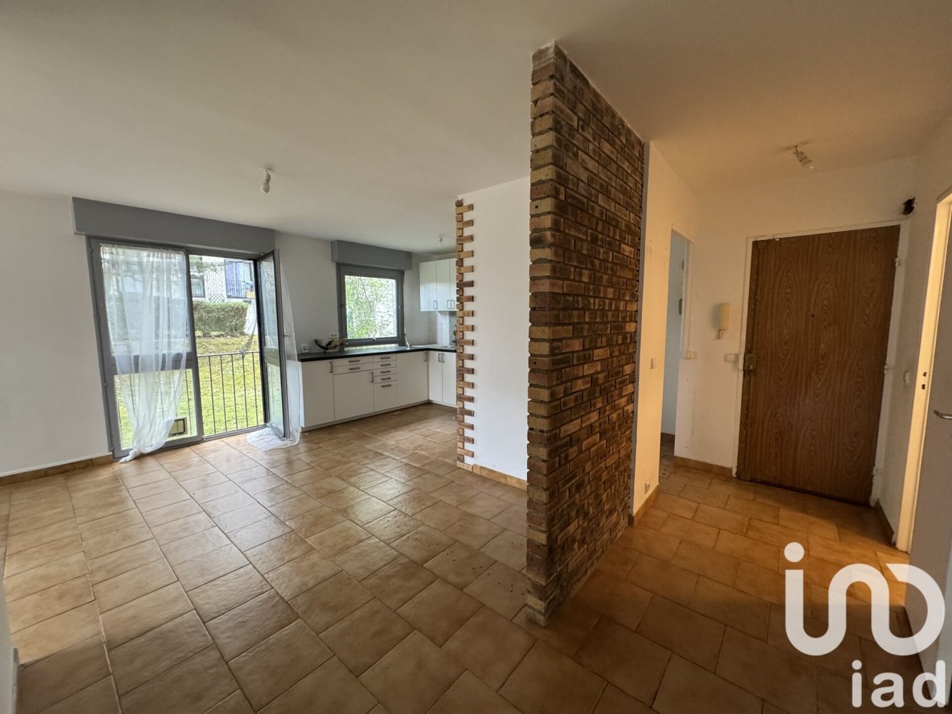 3 Schlafzimmer Wohnung in Grigny, France, Nr. 318185