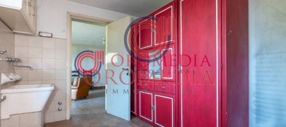 4 Schlafzimmer Villa in Calcinate, Italy, Nr. 84682 22