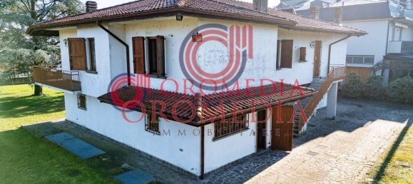 4 Schlafzimmer Villa in Calcinate, Italy, Nr. 84682 30