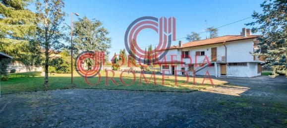 4 Schlafzimmer Villa in Calcinate, Italy, Nr. 84682 4