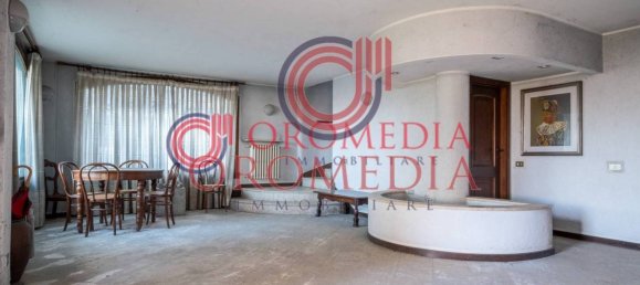 4 Schlafzimmer Villa in Calcinate, Italy, Nr. 84682 13