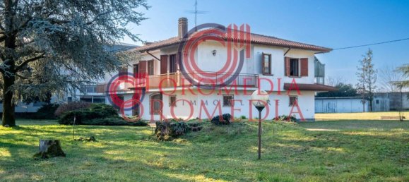 4 Schlafzimmer Villa in Calcinate, Italy, Nr. 84682 28