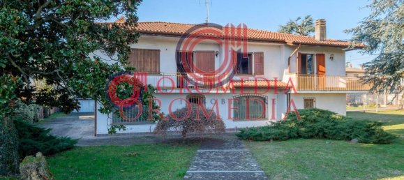4 Schlafzimmer Villa in Calcinate, Italy, Nr. 84682 5