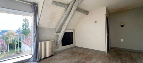 Casa de 4 dormitorios en Saint-Amand-Montrond, France No. 51264 9