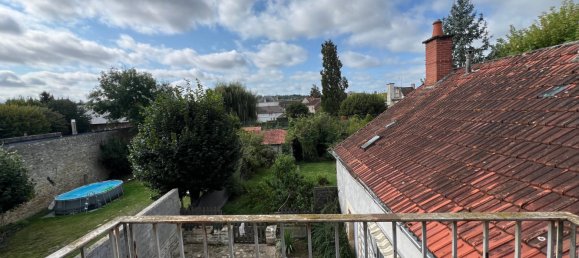 Casa de 4 dormitorios en Saint-Amand-Montrond, France No. 51264 24