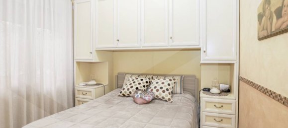 3 rooms Apartment in Ciampino, Italy No. 19635 17