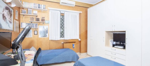 3 rooms Apartment in Ciampino, Italy No. 19635 21